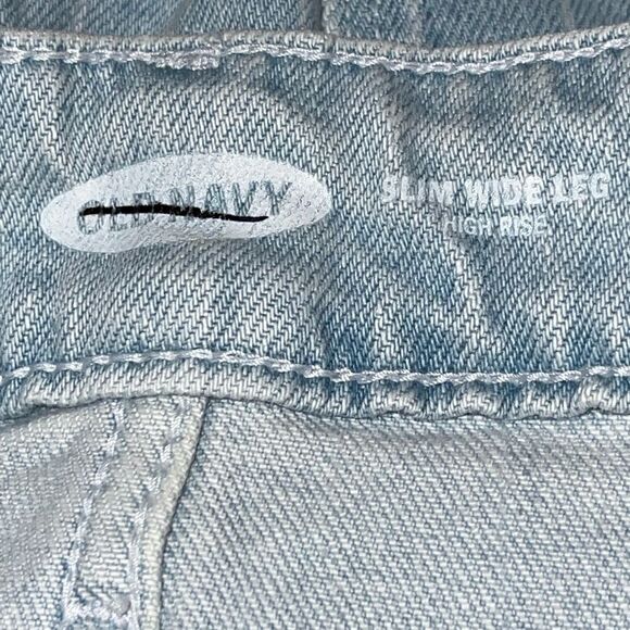 Old Navy Slim High Waist Wide Leg Jeans​​​​​ - Picture 6 of 8